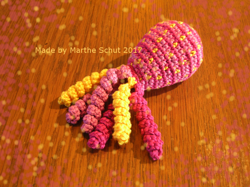 Octopus for premature babies inktvisjes voor couveusekindjes